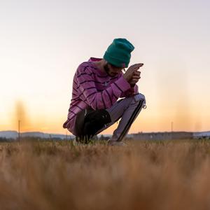 日本🔞无遮挡裸打屁屁
