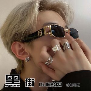 日本🔞无遮挡裸打屁屁
