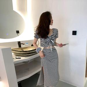 日本🔞无遮挡裸打屁屁
